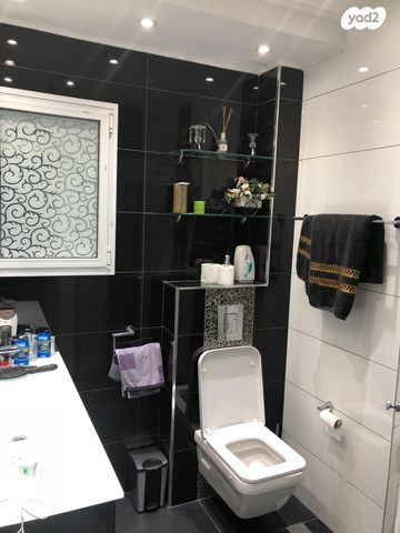 גג/ פנטהאוז, הרטום 34, נתניה