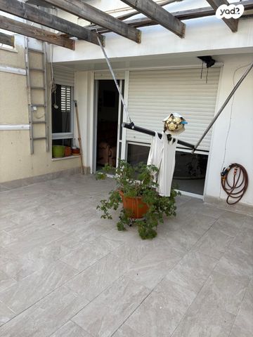 גג/ פנטהאוז, יהלום, אבני חן, רחובות