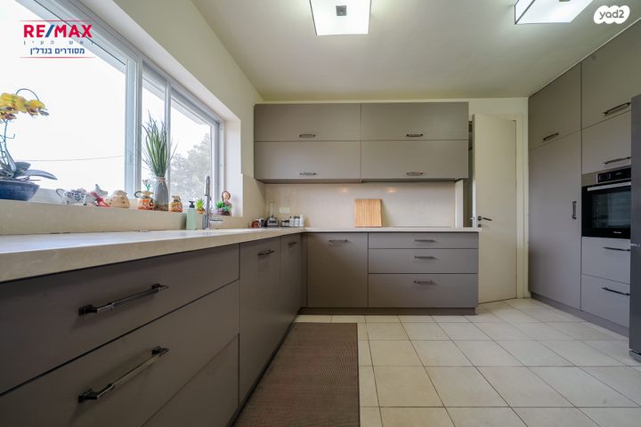 דו משפחתי, איילון, נווה אפק, ראש העין