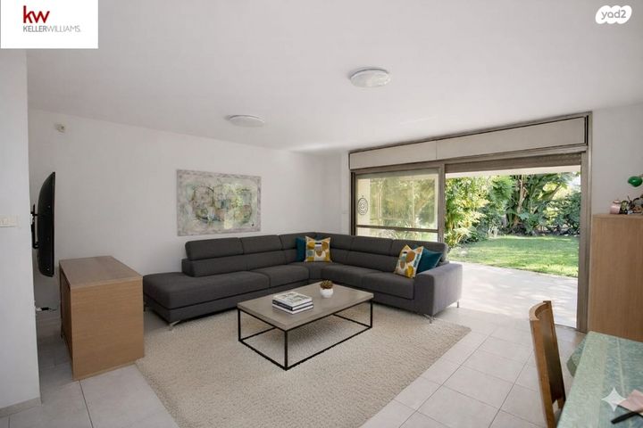 בית פרטי/ קוטג', הדרים, הדרים החדשה, כפר סבא