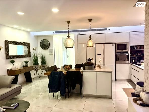 דירה, הראשונים, קרית חיים מזרחית, חיפה