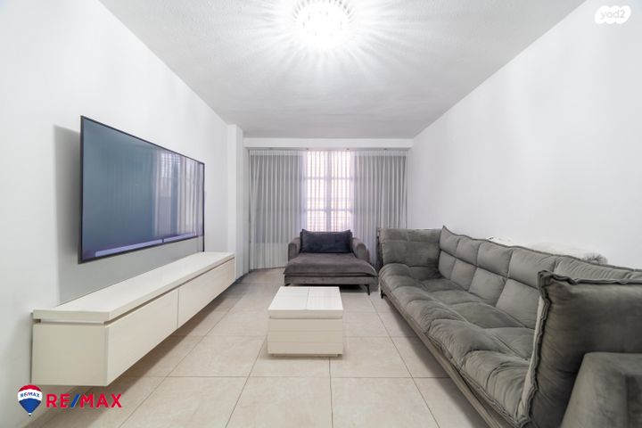 דירה, הנביאים 8, דרום מערב ותיק, בת ים