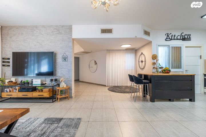 דירה, מלחמת ששת הימים 15, מרכז העיר, חדרה