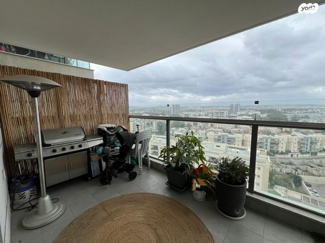 דירה, עפרה חזה 10, משכנות האומנים, קרית מוצקין