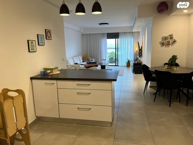 דירה, עפרה חזה 10, משכנות האומנים, קרית מוצקין