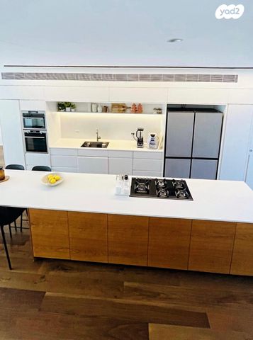 בית פרטי/ קוטג', הזמר העברי, הרצליה ב', הרצליה