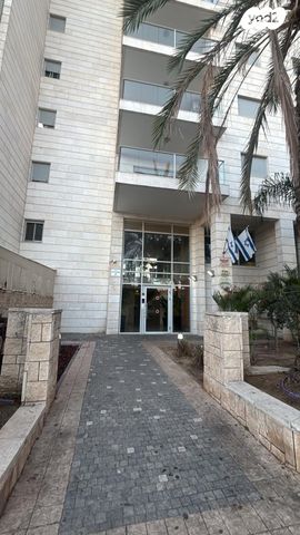 דירה, מבצע חורב, ברנע, אשקלון