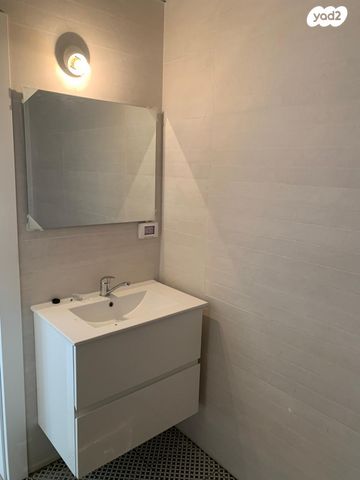 דירה, מונטיפיורי 19, לב תל אביב, לב העיר צפון, תל אביב יפו