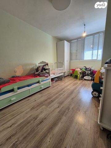 דירה, הסתוונית 13, פתח תקווה