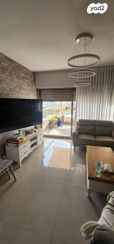 דופלקס, דרך משה דיין, יד אליהו, תל אביב יפו