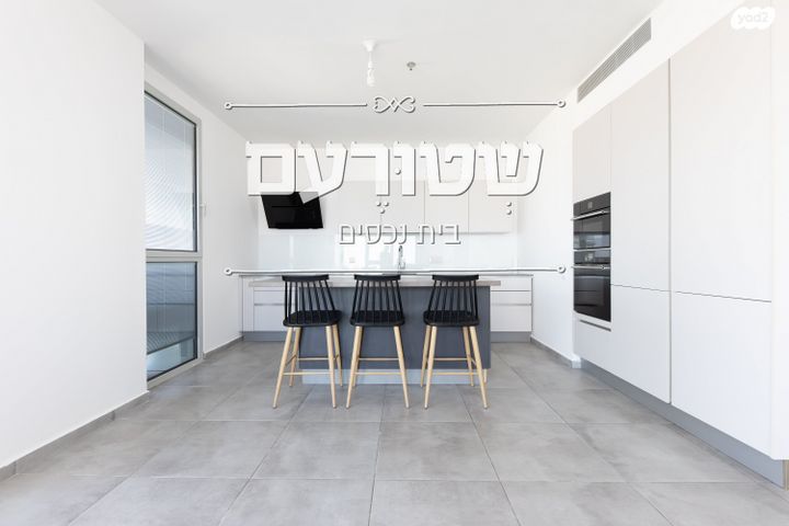 גרציאני יצחק 