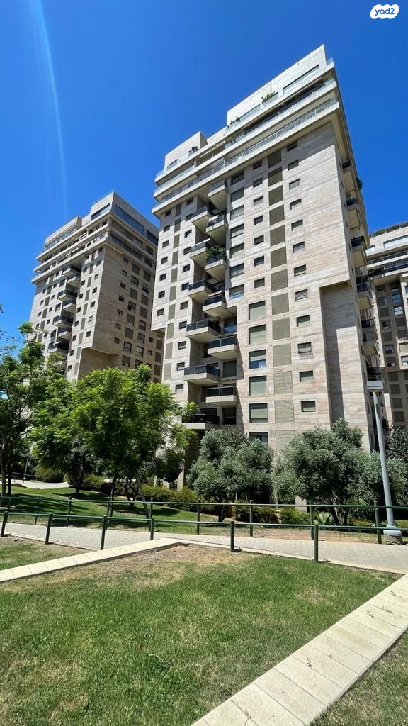 גג/ פנטהאוז, שלמה בן יוסף, רמת אביב ג', תל אביב יפו