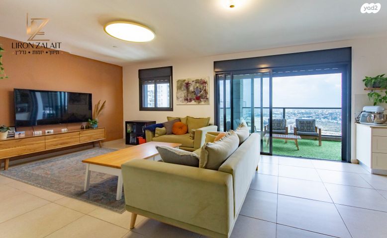 דליה רביקוביץ' 1