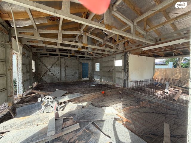 דו משפחתי, גבעת אשכול, כפר סבא