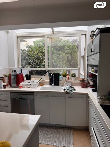 דו משפחתי, החוף, שבי ציון