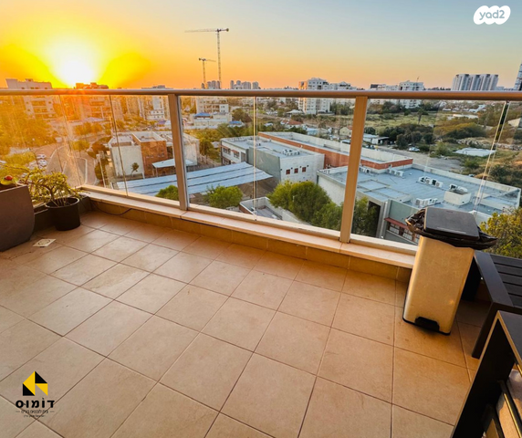 דירה, חזון אי"ש, רחובות הצעירה, רחובות