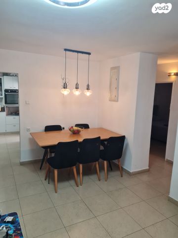 דירה, ליבת העיר, יהוד מונוסון