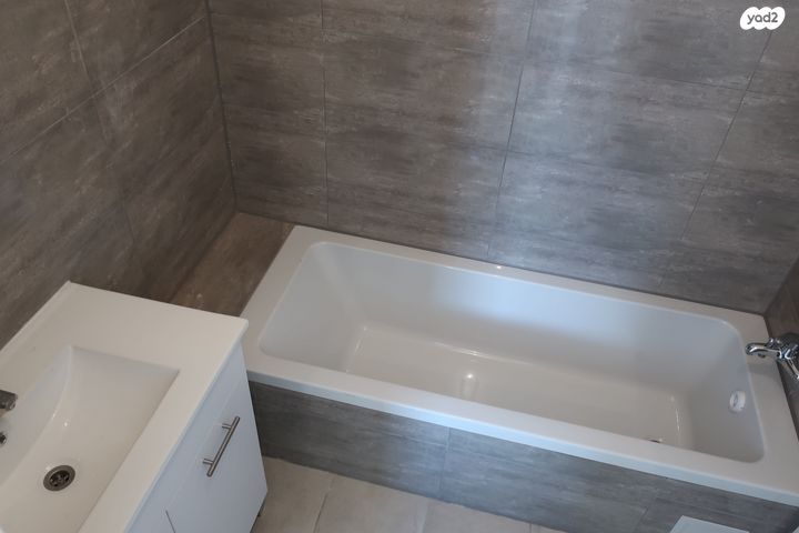 דירה, רבקה אמנו, כרמי גת, קרית גת