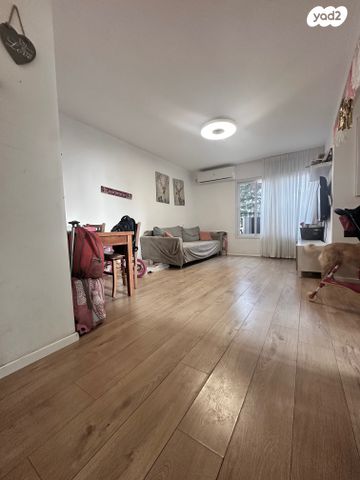 דירה, שדרות גולדה מאיר, נתניה