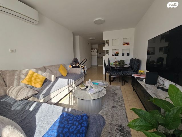 דירה, מחרוזת 45, יפו ד', גבעת התמרים, תל אביב יפו