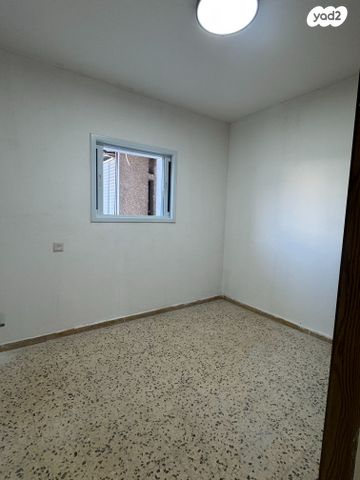 דירה, פנחס רוטנברג, נגבה, רמת גן