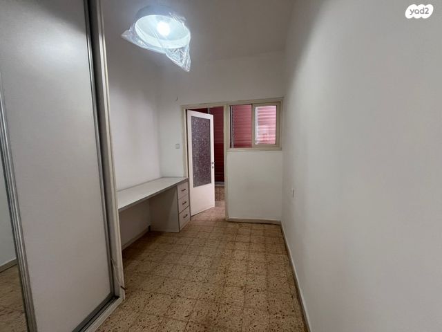 דירה, ארלוזורוב 60, שכונת חשמונאים, מרכז העיר א, רמת גן