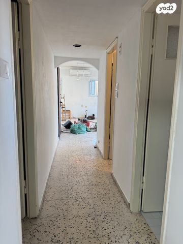 דירה, פנחס רוטנברג, נגבה, רמת גן