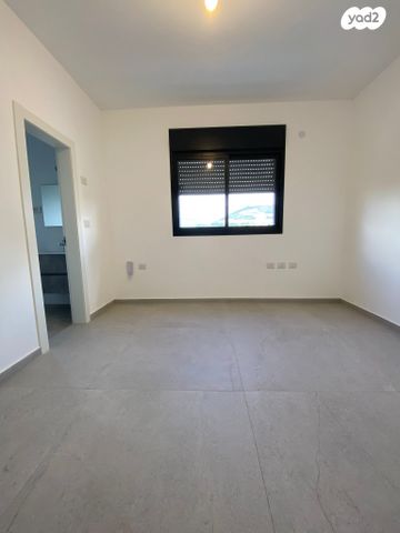 דירה, הכלניות, כלניות, טירת כרמל