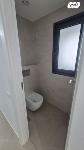 דירה, אמנון ליפקין שחק, נוף הטיילת, נתניה