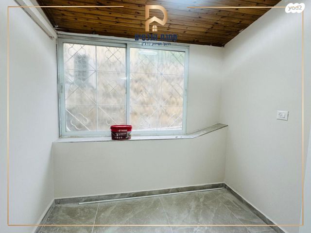 דירת גן, יעקב דה האז, רמות, ירושלים