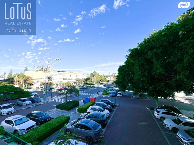 דירה, קדושי השואה, הרצליה פיתוח, הרצליה