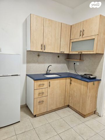 יחידת דיור, חנה סנש, מוצקין הותיקה, קרית מוצקין