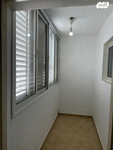 דירה, יצחק שדה 630, אלי כהן, ירוחם