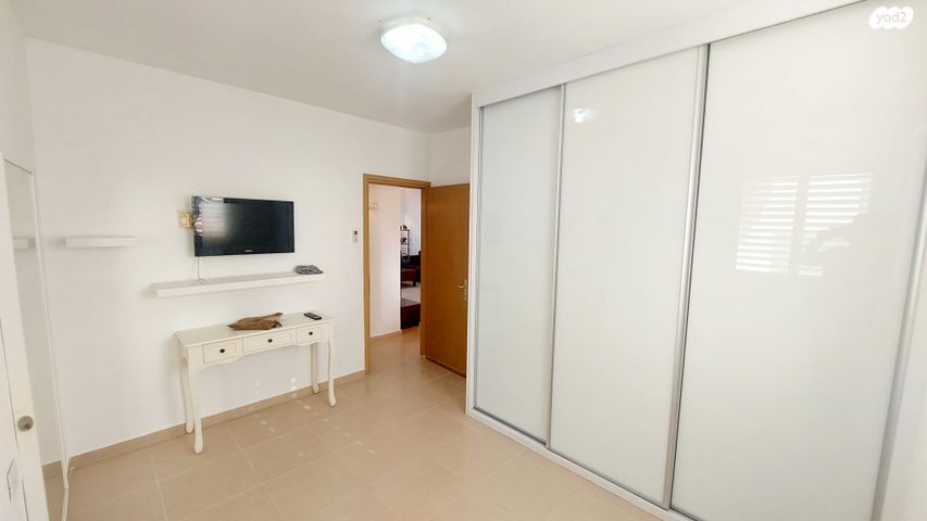 דירה, שדרות העצמאות, בת ים