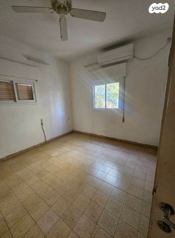 בית פרטי/ קוטג', החי"ל, נגבה, רמת גן