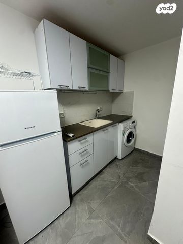 דירה, חטיבת כרמלי 40, נווה פז, חיפה