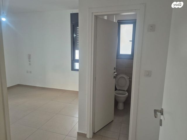 דירה, מעו"ף, חריש