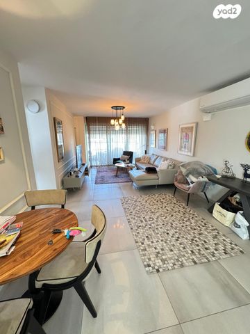 נאות אפקה ב'