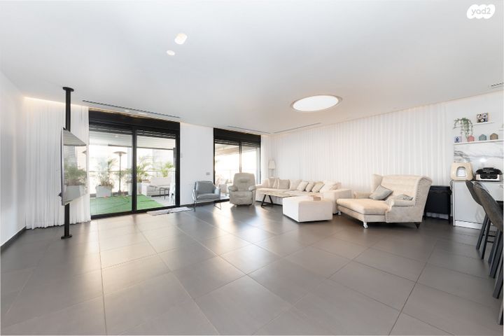 גג/ פנטהאוז, קרית הלאום, ראשון לציון