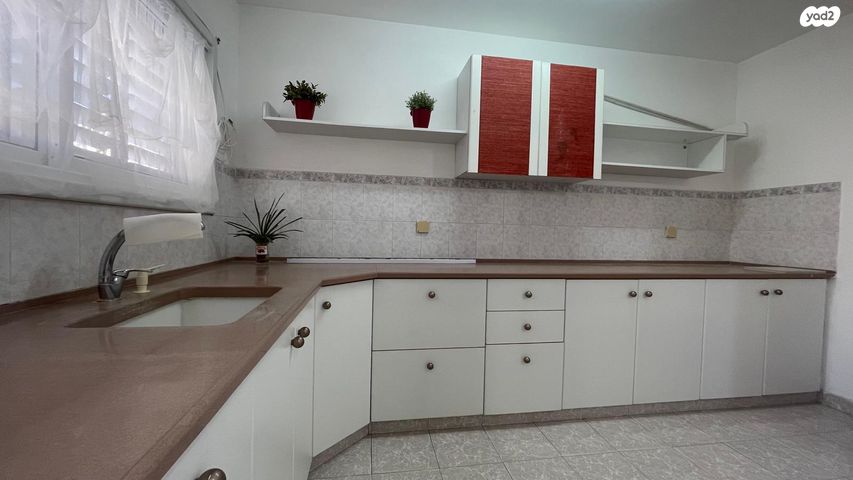 דירה, דוד ילין, נתניה