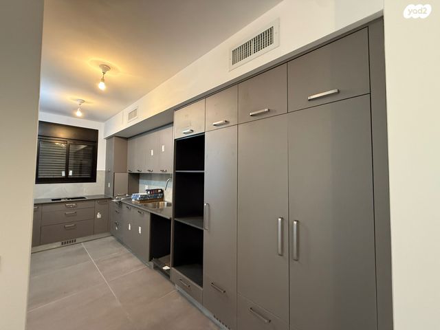 הרב ישראל גרוסמן 