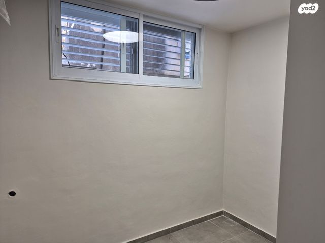 דירה, כורזים 9, נווה שרת, תל אביב יפו