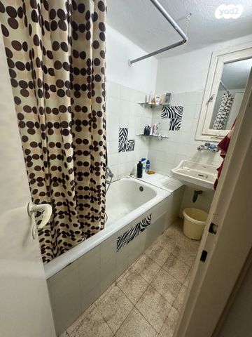 דירה, רבי עקיבא 18, הדר עליון, חיפה