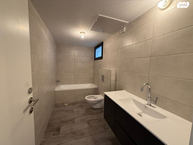 דירה, הרב ישראל גרוסמן, רמת אברהם, בית שמש