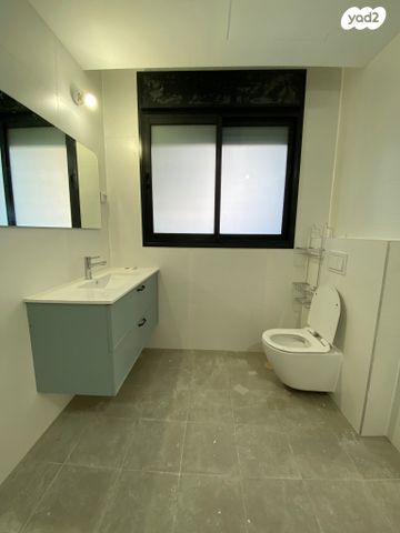 דירה, הכלניות, כלניות, טירת כרמל