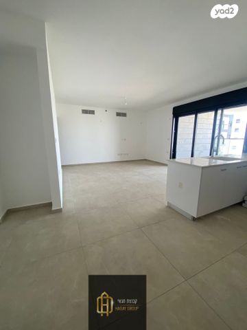 חיים לסקוב 3