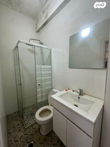 דירה, הגיבורים 24, חליסה, חיפה