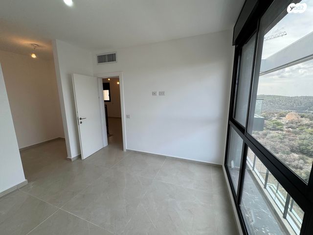 גג/ פנטהאוז, הרב ישראל גרוסמן, רמת אברהם, בית שמש