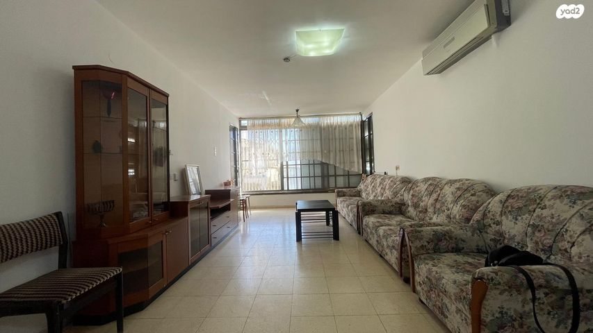 דירה, דוד ילין, נתניה