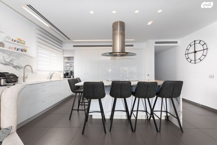 גג/ פנטהאוז, קרית הלאום, ראשון לציון